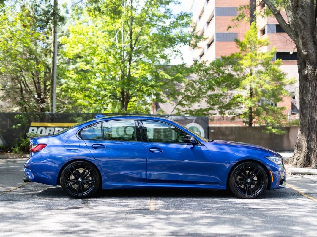 Used 2022 BMW 330i Sedan w/ M Sport Package RWD image 8