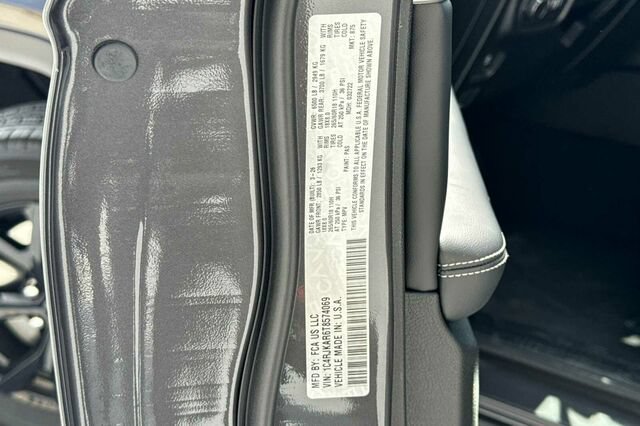 New 2026 Jeep Grand Cherokee L 4WD image 26