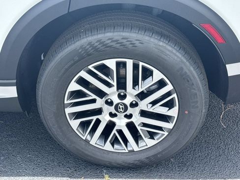 Used 2026 Hyundai Palisade SEL AWD/4WD image 18