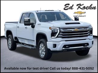 Used 2024 Chevrolet Silverado 2500 High Country w/ High Country Premium Package AWD/4WD video 1