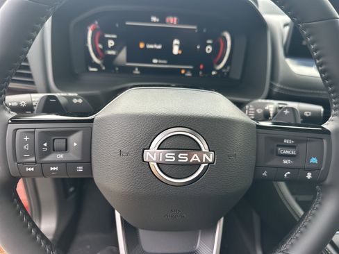 New 2026 Nissan Rogue Platinum AWD/4WD image 17