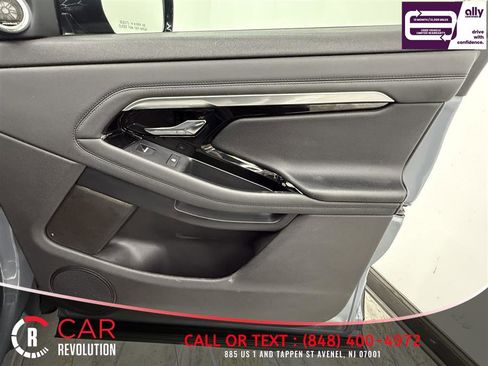 Used 2021 Land Rover Range Rover Evoque R-Dynamic S AWD/4WD image 37