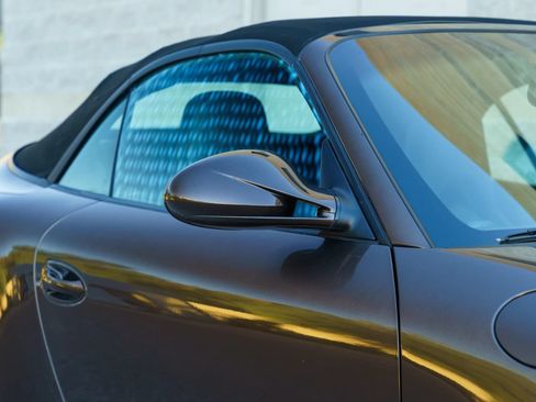 Used 2010 Porsche 911 Carrera S RWD image 7