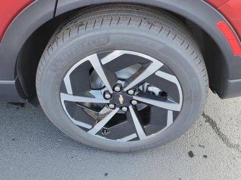 New 2026 Chevrolet Equinox EV LT image 5