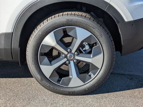 New 2026 Volvo XC40 B5 Plus w/ Protection Package Premier image 6