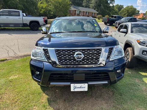 Used 2018 Nissan Armada Platinum w/ Captain Seat Package AWD/4WD image 10
