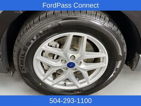 Used 2022 Ford Edge SEL image 29