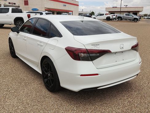 Used 2025 Honda Civic Sport image 3
