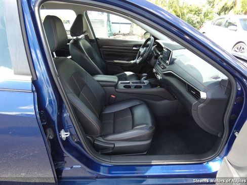 Used 2019 Nissan Altima 2.5 SR image 48