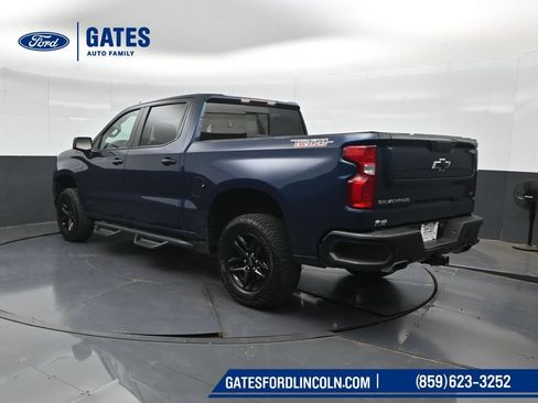 Used 2021 Chevrolet Silverado 1500 LT Trail Boss w/ Convenience Package II AWD/4WD image 8