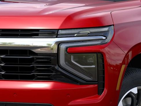 New 2026 Chevrolet Suburban LS RWD image 10