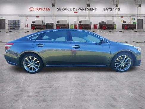 Used 2014 Toyota Avalon XLE Touring FWD image 8