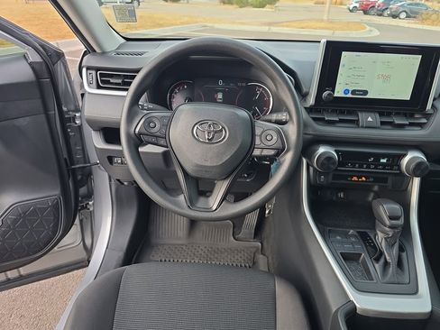 Used 2023 Toyota RAV4 LE image 14