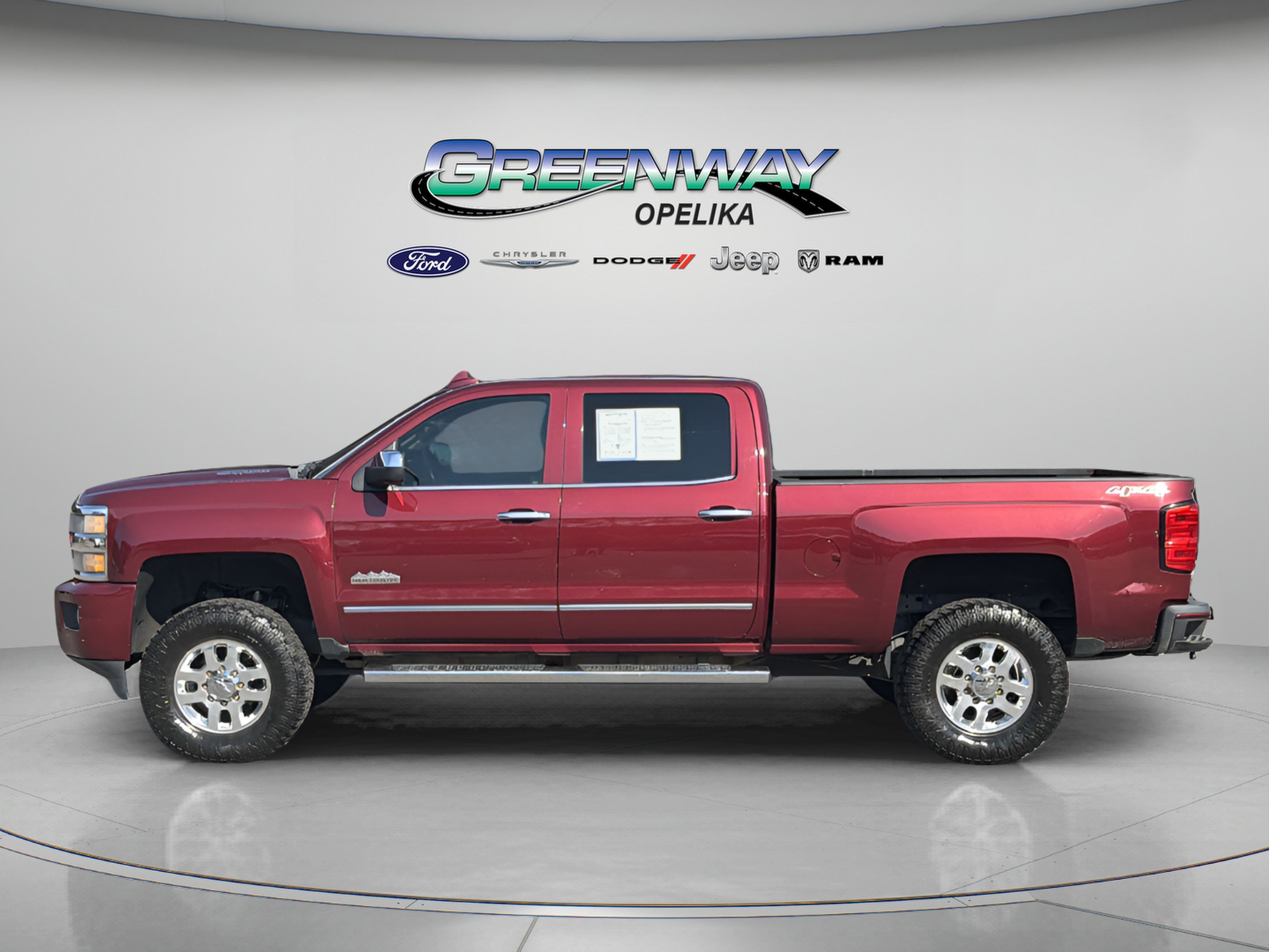 Used 2015 Chevrolet Silverado 2500 High Country w/ Duramax Plus Package AWD/4WD image 4