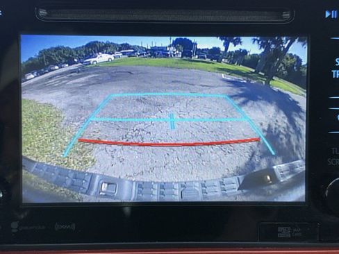 Used 2016 Toyota Tacoma TRD Sport image 14