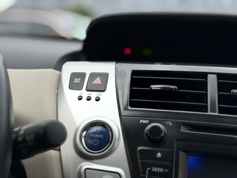 Used 2013 Toyota Prius V Five image 25