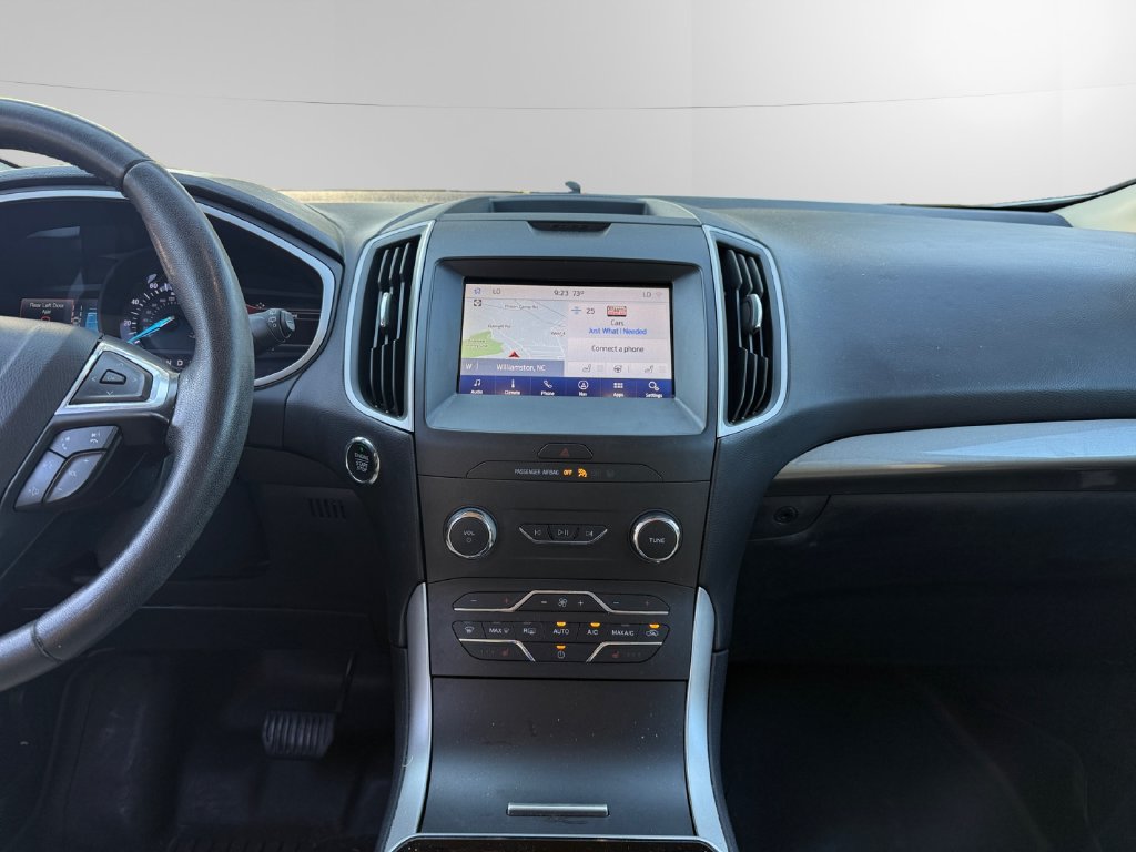 Certified 2020 Ford Edge SEL w/ Convenience Package FWD image 11