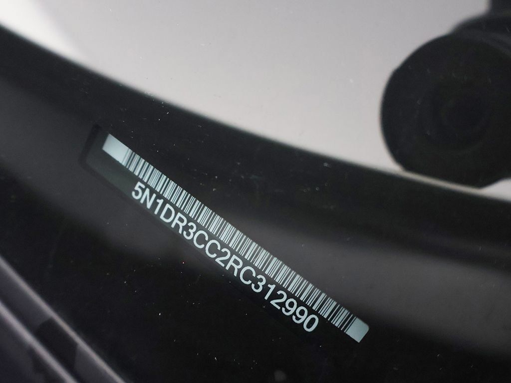 Used 2024 Nissan Pathfinder SL AWD/4WD image 53