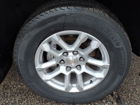Used 2023 Chevrolet Silverado 1500 LT w/ LPO, Liner Protection Package AWD/4WD image 19