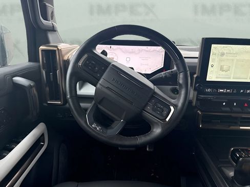Used 2025 GMC Hummer EV 2X w/ LPO, Sport Package AWD/4WD image 11