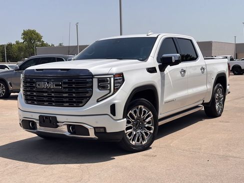 Used 2023 GMC Sierra 1500 Denali Ultimate AWD/4WD image 8