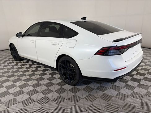 Used 2023 Honda Accord Sport image 5