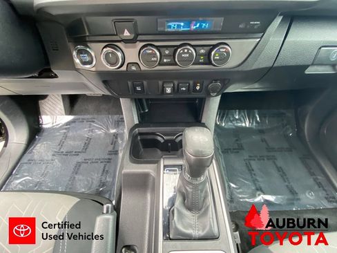 Used 2023 Toyota Tacoma TRD Off-Road AWD/4WD image 44