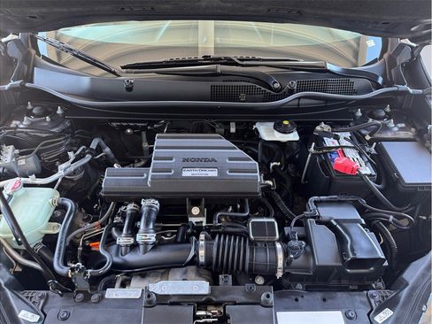 Used 2017 Honda CR-V Touring image 8