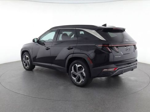 Used 2023 Hyundai Tucson SEL w/ Convenience Package FWD image 4