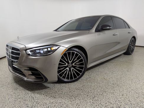 Used 2023 Mercedes-Benz S 500 4MATIC image 18
