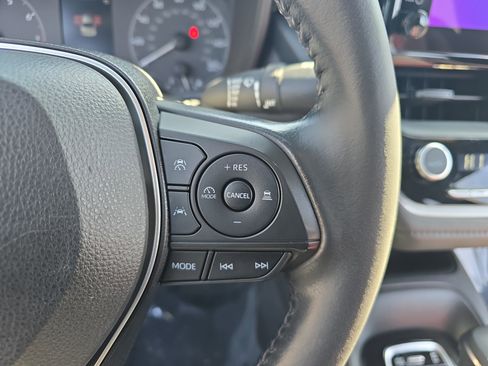 Used 2023 Toyota Corolla SE image 18