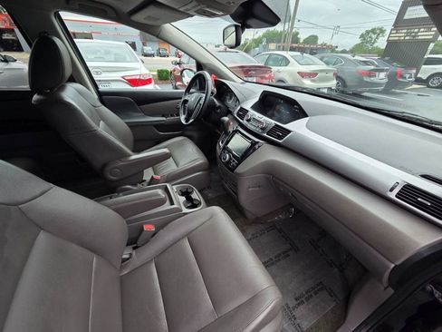 Used 2014 Honda Odyssey EX-L image 19