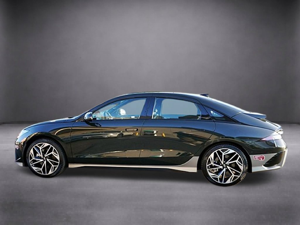 Used 2023 Hyundai Ioniq 6 Limited RWD image 9