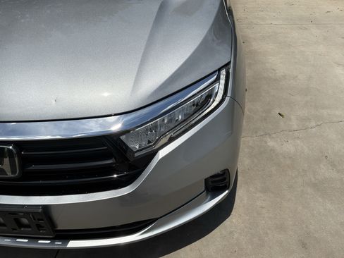 Used 2024 Honda Odyssey EX-L image 6