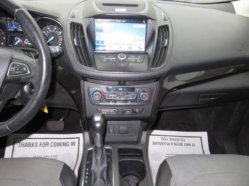 Used 2017 Ford Escape SE w/ Equipment Group 201A FWD image 16