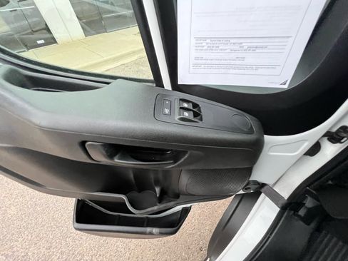 Used 2023 RAM ProMaster 2500 FWD image 27