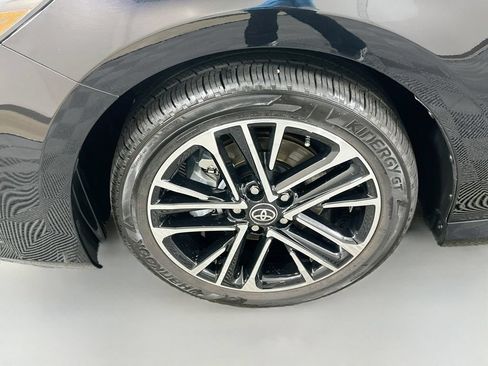 Used 2026 Toyota Camry XLE AWD/4WD image 31
