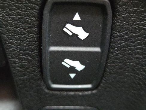 Used 2025 RAM 1500 Big Horn AWD/4WD image 14