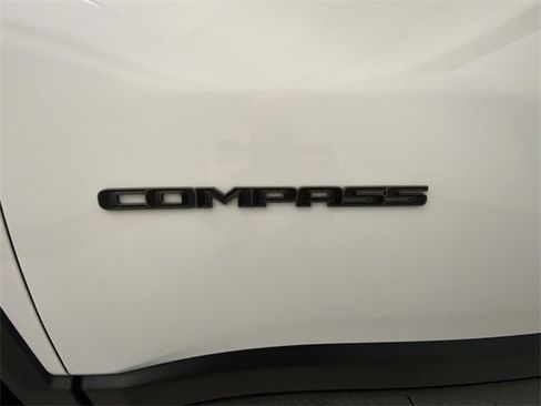 Used 2024 Jeep Compass Latitude w/ Altitude Special Edition image 25
