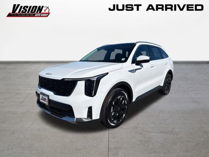 New 2026 Kia Sorento S w/ S Panoramic Sunroof Package