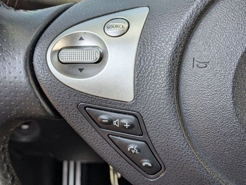 Used 2018 Nissan 370Z Coupe RWD image 13