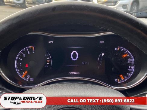 Used 2015 Jeep Grand Cherokee Limited image 15