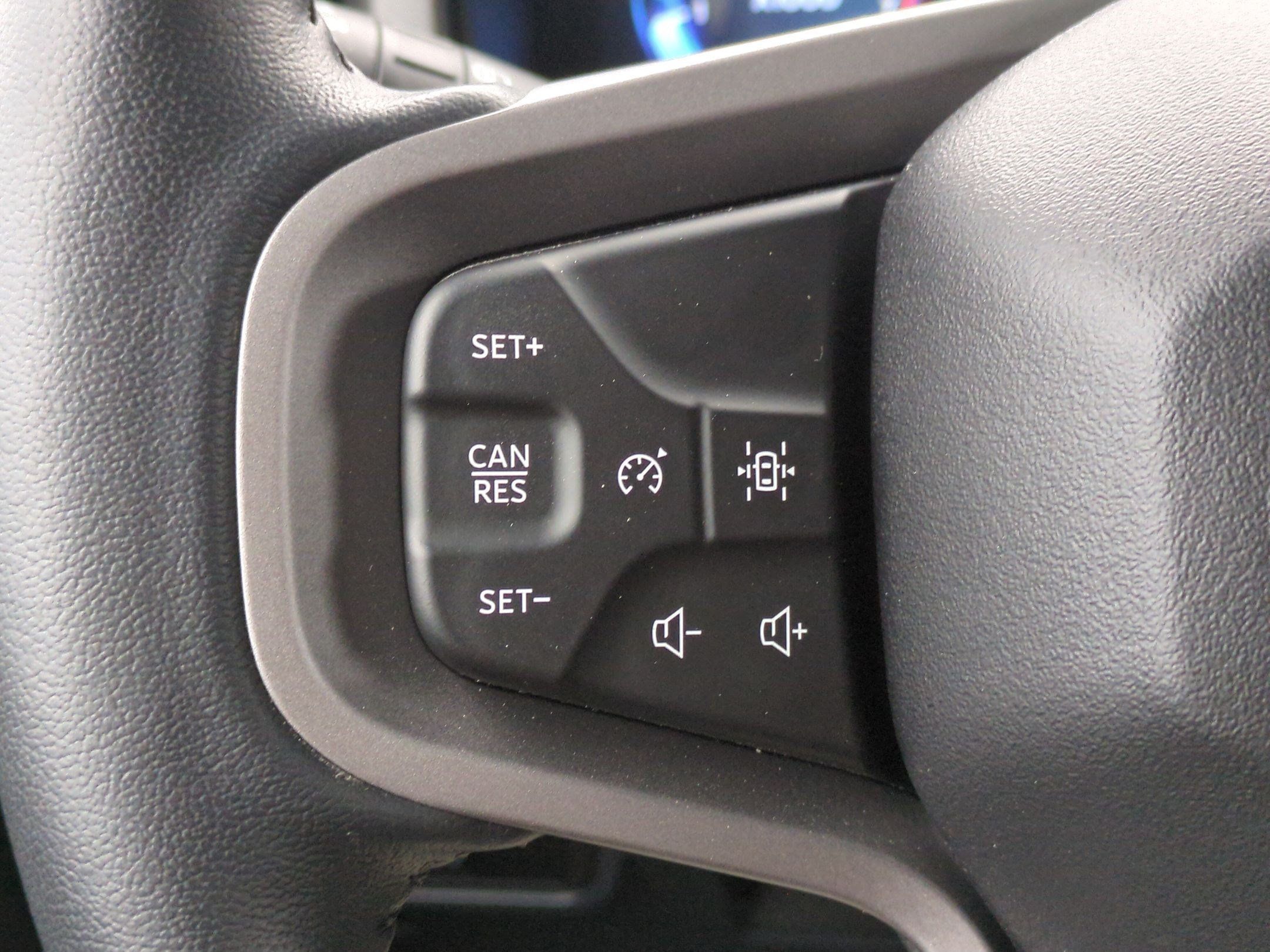 Used 2025 Ford Bronco Badlands AWD/4WD image 17