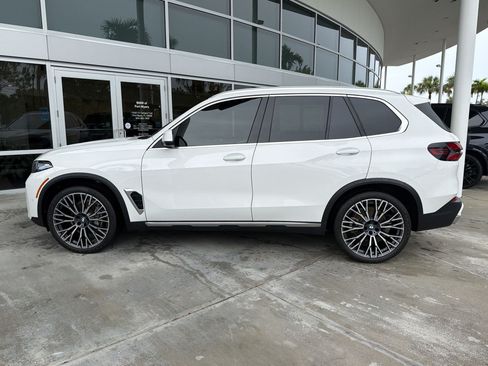 Used 2026 BMW X5 sDrive40i RWD image 2