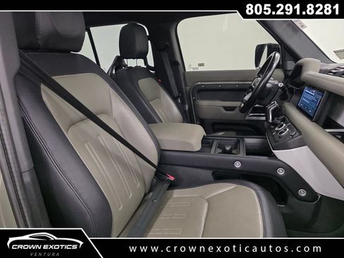 Used 2022 Land Rover Defender 110 X-Dynamic SE AWD/4WD image 10