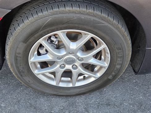 Used 2022 Chrysler Pacifica Touring-L FWD image 9
