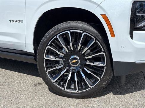 New 2026 Chevrolet Tahoe High Country AWD/4WD image 4