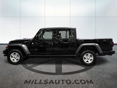 Used 2020 Jeep Gladiator Sport w/ Quick Order Package 24S image 3