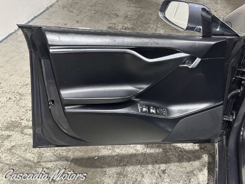Used 2016 Tesla Model S P90D image 17