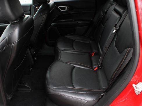 Used 2023 Jeep Compass Limited AWD/4WD image 18